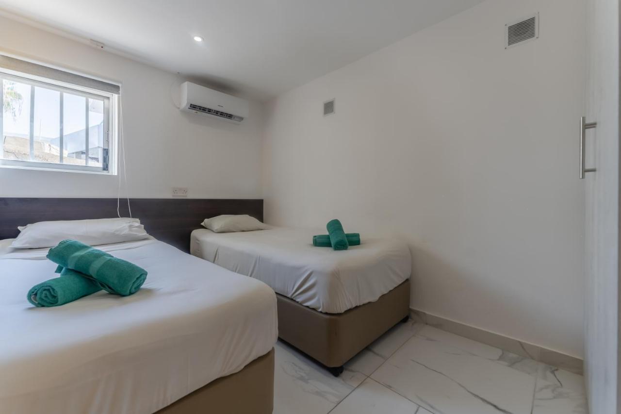 Sant Central Deluxe Apartments Ayia Napa Exterior photo