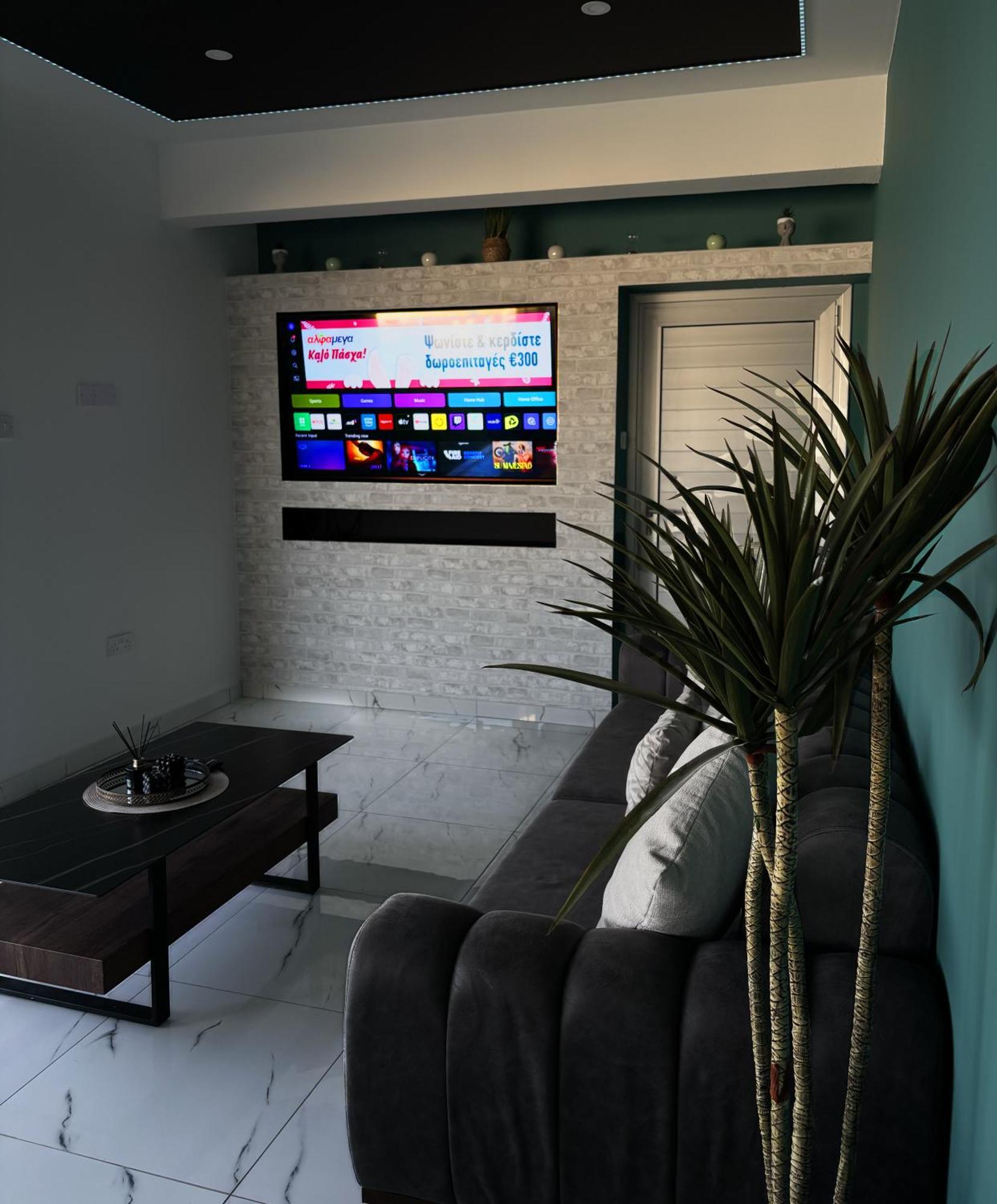 Sant Central Deluxe Apartments Ayia Napa Exterior photo